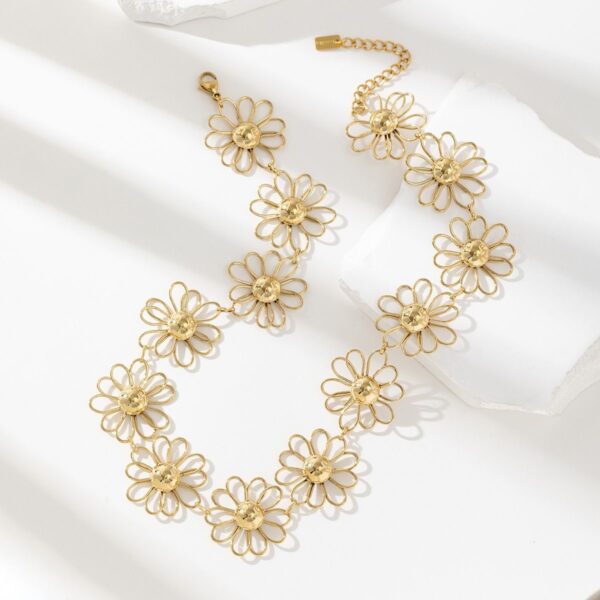 Collier fleur / 00222