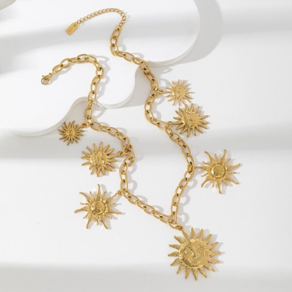 Collier soleil / 00228