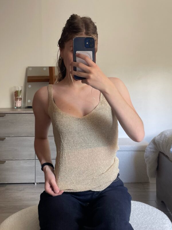 Top / 23047